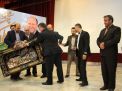 گزارش تصویری از اهداء جوایز  در همایش تجلیل از پرفسور علی اکبر جلالی چهره ماندگار شهرستان شاهرود 